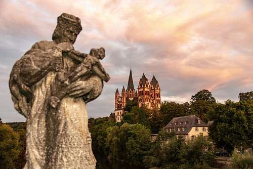 germany deutschland duitsland europe europa limburg lahn church old architecture historical cathedral dom statue sunset