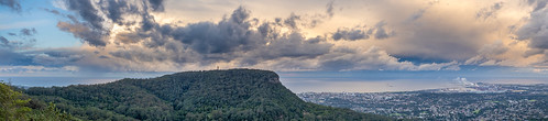 stormclouds wollongong storm clouds stormy panorama robertsonslookout newsouthwales nsw australia mtkeira keira portkemblasteelworks landscape pano illawarra steelworks goldenhour