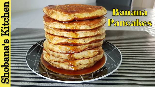 5 Minute Healthy Breakfast - Banana Pancakes Recipe / Shobanas Kitchen