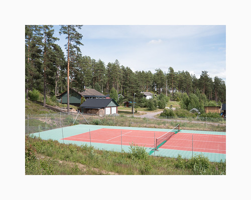 g9 panasonic20mmf17 lumsheden falukommun dalarna sweden sverige tenniscourt houses pines trees forest woods