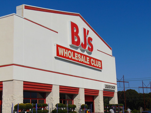 BJ's Wholesale Club (Waterford, Connecticut)