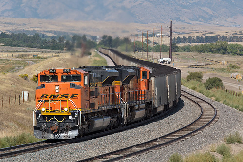 bnsf bnsf9172 emd sd70ace caslterock colorado jointline train railroad