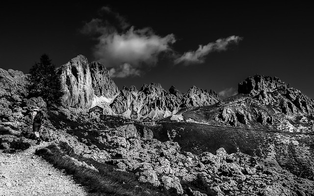 Dolomites, towards the rifugio