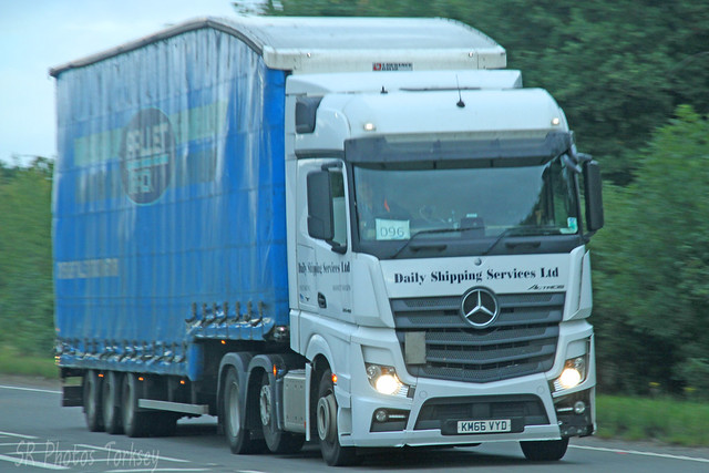 Mercedes Actros Daily Shipping Services Ltd KM66 VYD