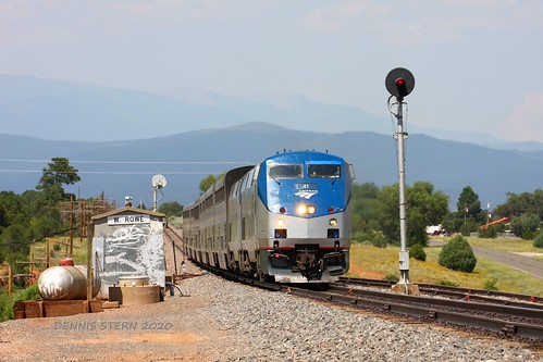 amtrak ge p42dc locomotive 4 southwestchief passengertrain train railroad searchlightsignal signals glorietasub rowe newmexico