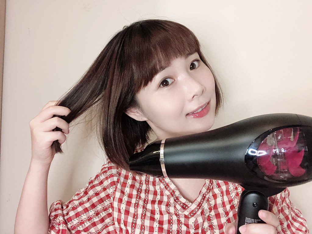 日本 KOIZUMI 音波磁氣美髮梳 (1)