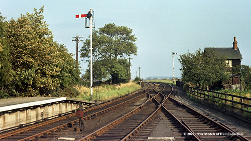britishrailways hullholdernessrailway lner station signals keyingham eastyorkshire train railway locomotive railroad