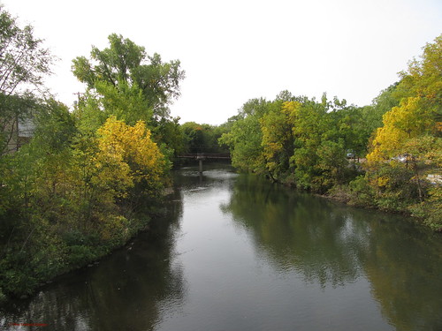 riverfalls wisconsin wi midwest central downtown businessdistrict kinnickinnicriver waterway water green nature