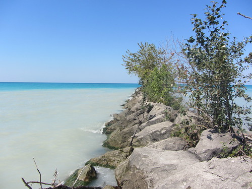 water blue turquoise jetty rock rocks trees lake huron sky goderich ontario canada on rotary cove waves summer 2020 august daytime afternoon horizon canon relaxation holiday relax chill vacation beach tourism seascape still cans2s landscape greatlakes great lakes peaceful