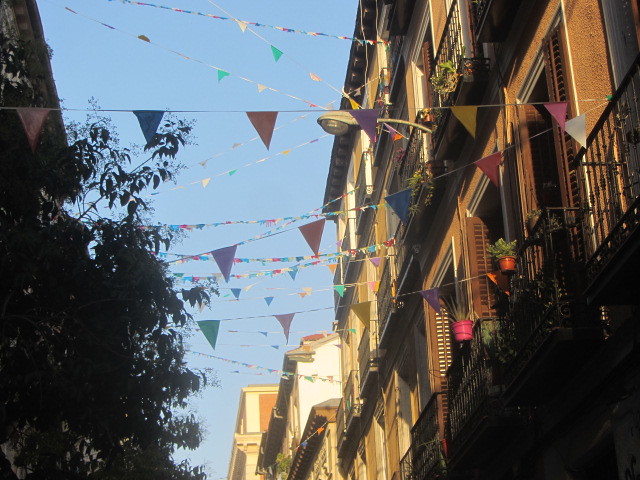 Signs of celebrations, Calle La Palma, Malasaña