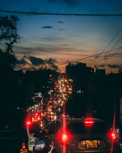 colombo srilanka sunset light evening traffic dehiwela vehicles