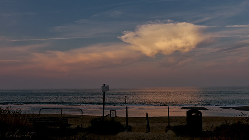 Sunset light.. | Sunset light on clouds. | Colin | Flickr