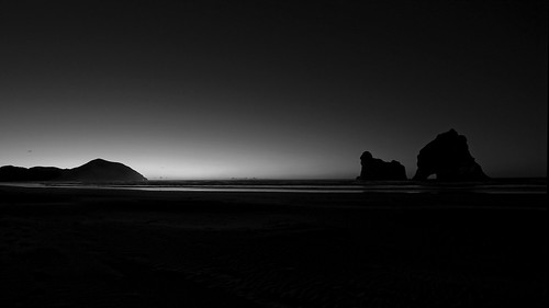 newzealand goldenbay wharariki beach sunset blackwhite lowkey nikond810a nikon1424mmf28 dxophotolab2