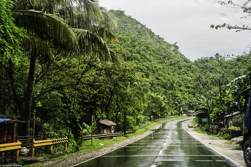 travel canon asia philippines roadtrip tamron philippinen atimonan calabarzon canoneos1000d tamron18270 philippines2012 tamrondiii18270mm13563 trees green rain woods