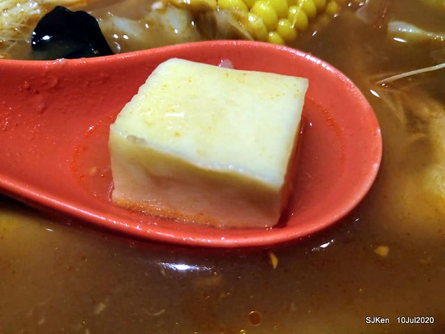 Tomato pork hot pot , Taipei, Taiwan, SJKen, July, 10, 2020.