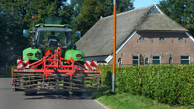 Drenthe: Loon village farmer