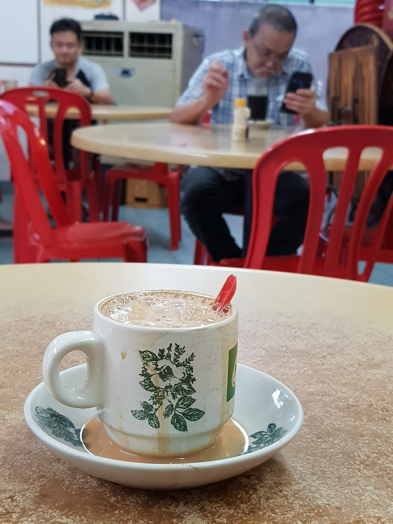 奶茶 TehC rm$1.60 @ 鴻記茶餐室 Kedai Kopi Hoonky PJ Kampung Cempaka