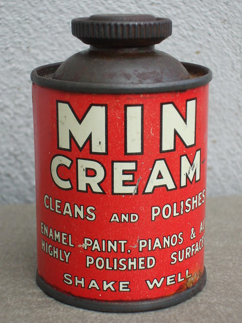Vintage Min Cream Polish Advertising Tin  For Enamel Paint & Pianos