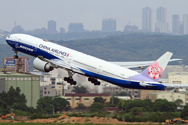 B-18007 China Airlines Boeing 777-36N/ER