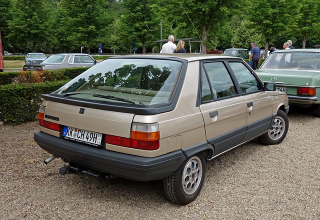 Renault 11 TXE ⇰ phase 1 ⇰ 1983–1986