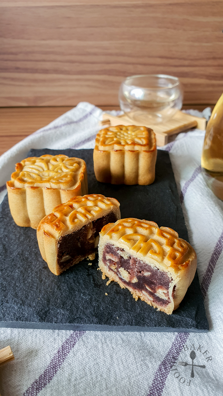 Traditional Baked Mooncake