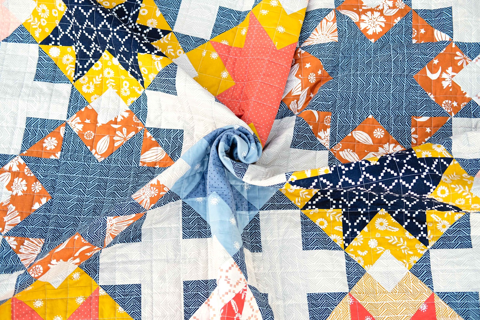 The Maggie Quilt Pattern - Kitchen Table Quilting