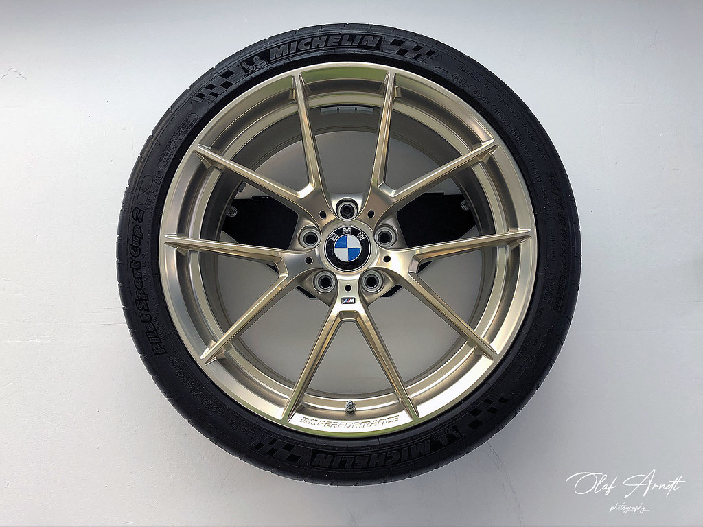 BMW wheel golden rim