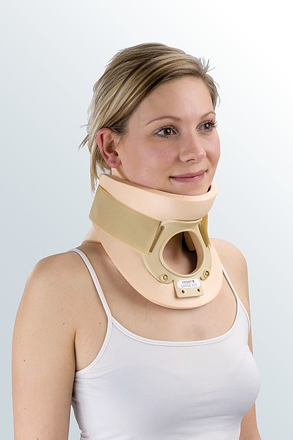 protect.Collar Tracheo support for the cervical spine form Pushpanjali Medi India Pvt Ltd