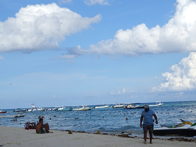 Beach Scene - Playa del Carmen - Quintana Roo - Mexico - 01