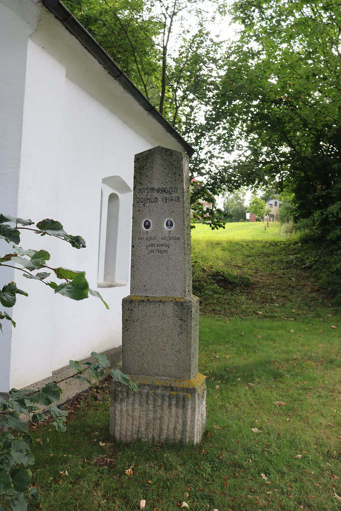 pomník obětem 1. světové války v Dědicích