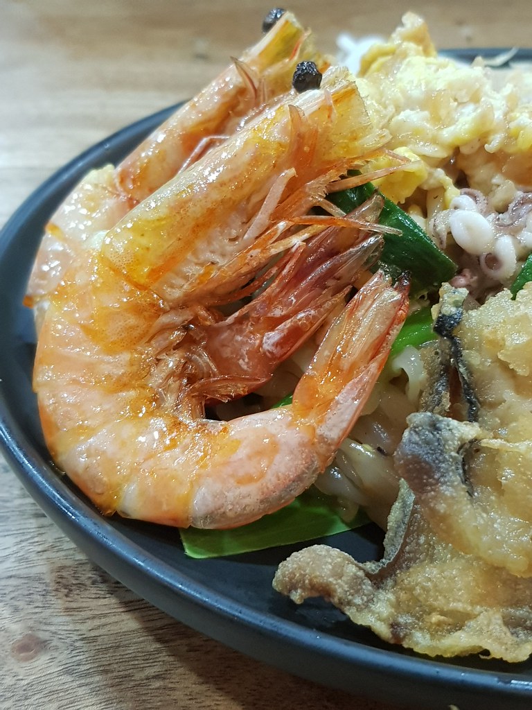 泰式海鮮炒河粉 Seafood Phad Thai rm$15.50 @ Aroi Thai in Damen USJ