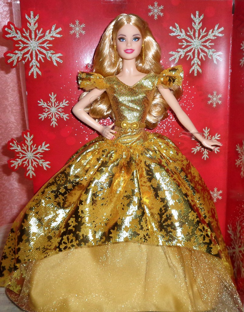 2020 Holiday Barbie (2)