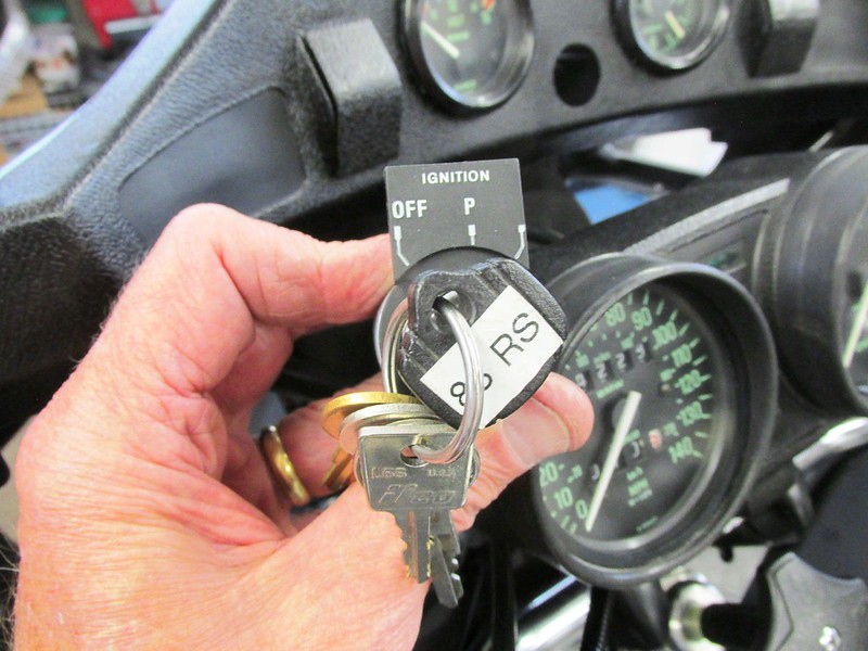 Ignition Key Pointer Points To Correct Position On Switch Plate
