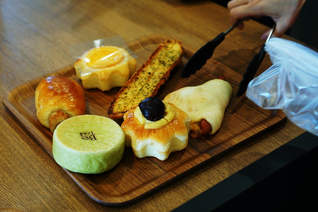 Breads on tray at Be Tree