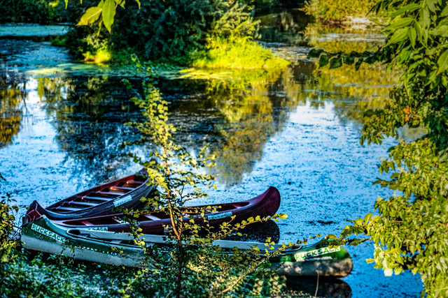 canoe for three