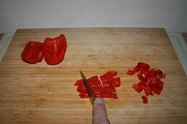 03 - Dice bell pepper / Paprika würfeln