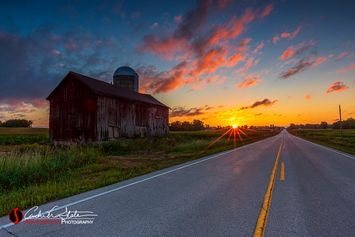 appletonwi barn clouds country discoverwisconsin farm grass landscape landscapes place road sun sunrise travelwisconsin wisconsin unitedstates greenleaf wrighttown brown county canon 5dmarkiii rural