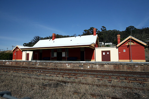 railbuildingstation walcharoad