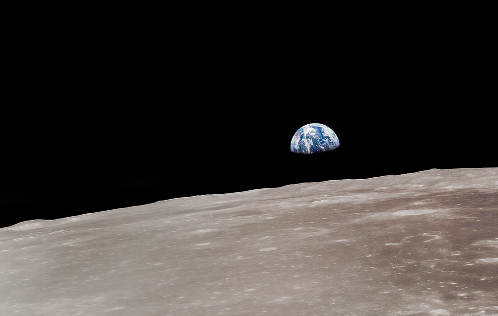 Earth over the Moon - Apollo 11