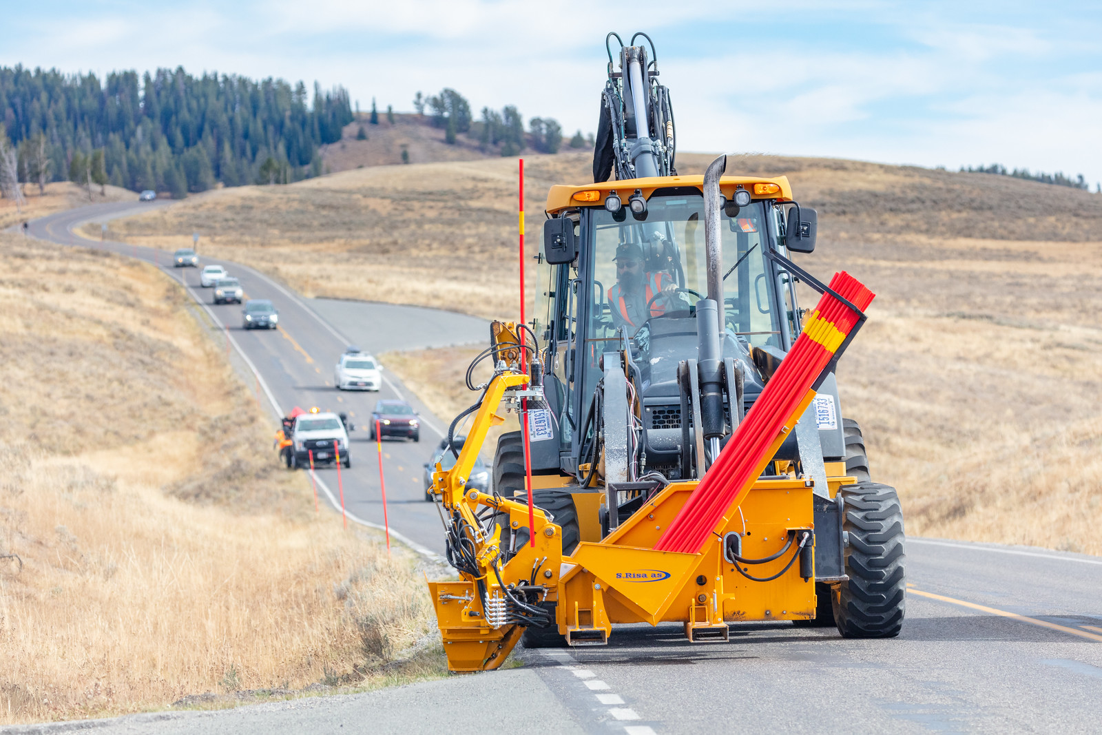 Installing snow stakes in Hayden Valley