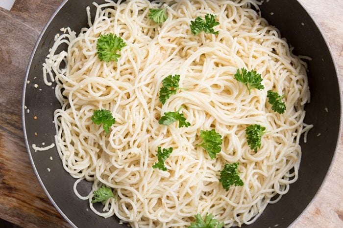 How to Make Spaghetti Aglio E Olio