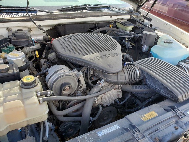 1995 Cadillac Fleetwood Brougham - 5.7L LT1 engine