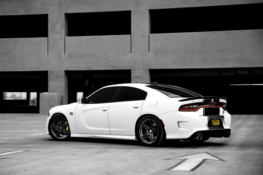 dodge-charger-392-scat-pack-wheels-tsw-mechanica-rotary-forged-wheels-06
