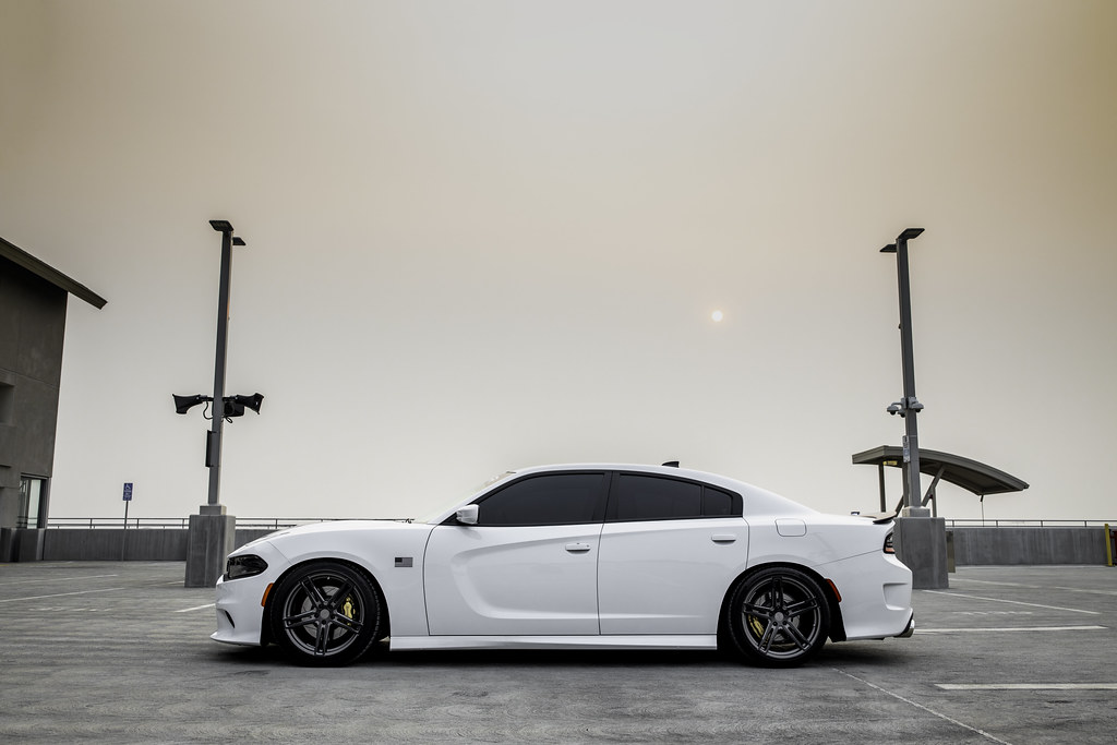 dodge-charger-392-scat-pack-wheels-tsw-mechanica-rotary-forged-wheels-07