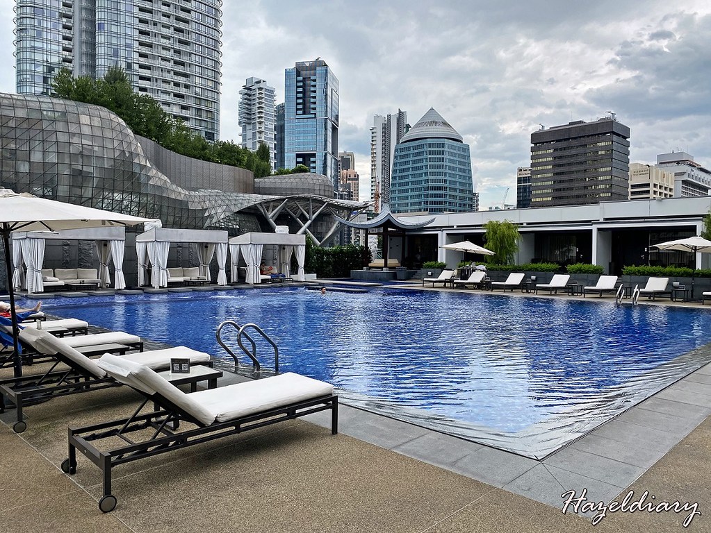 Singapore Marriott Tang Plaza-Swimming Pool-1