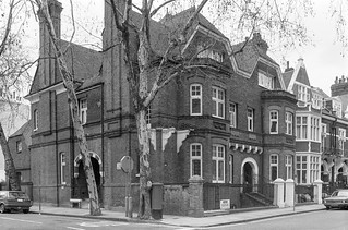 Priory Walk, Drayton Gardens, South Kensington, Kensington & Chelsea, 1988 88-4o-22-positive_2400