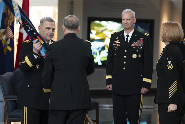 DIA Holds Change of Directorship and Retirement Ceremony
