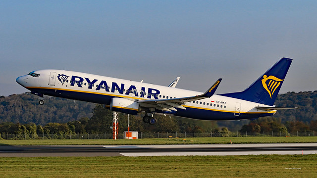 SP-RKC Ryanair Sun Boeing 737-8AS(WL) Bristol Airport 22.9.2020