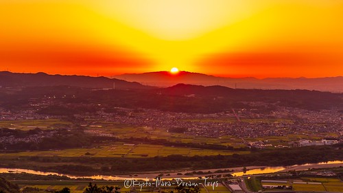 idecho japan kizuriver kyotoprefecture landscape mantoroyama observatory goldenhour 万灯呂山 万灯呂山展望台 tsuzukidistrict kyōto