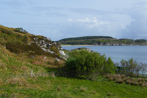 scotland islay island portellen kilnaughtonbay landscape spring worldtrekker